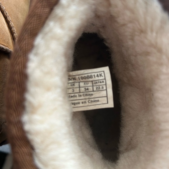 UGG size 4 EU 34 - Picture 4 of 10
